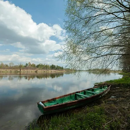 Kraina Bugu - Anielski Dom Z Bezposrednim Zejsciem Do Rzeki Repki